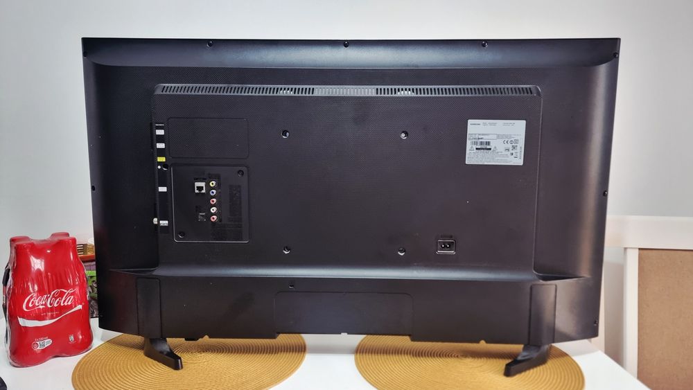 Led  Smart Samsung, 40 inch ,super functional,echipamente  si scule