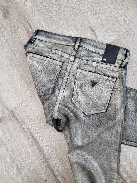 Blugi Guess de dama