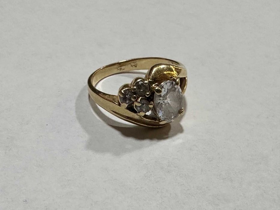 Златен пръстен 14к, 4,37гр