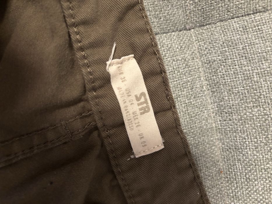 Vand pantaloni dama Stradivarius