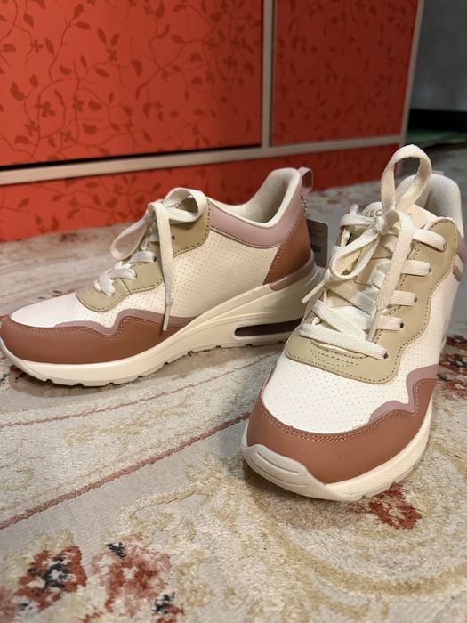 Skechers кроссовки 38 размер