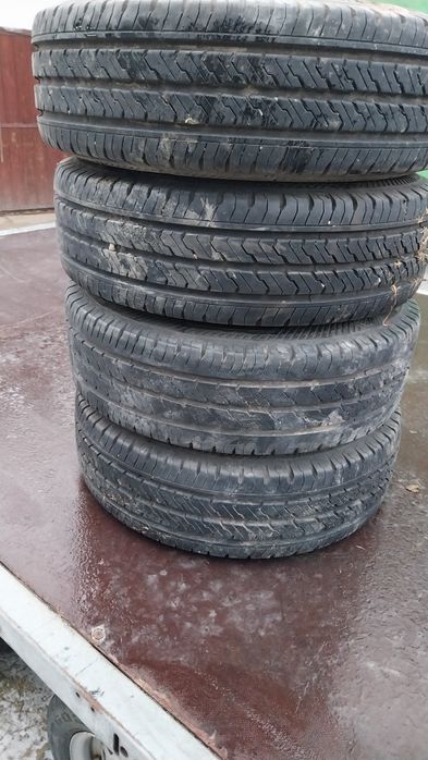Vand  4 cauciucuri  cu jenti 195/70/15 c dot 2024 sunt ca noi