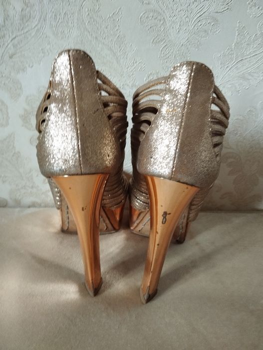 Туфли и Ботильоны  обмен