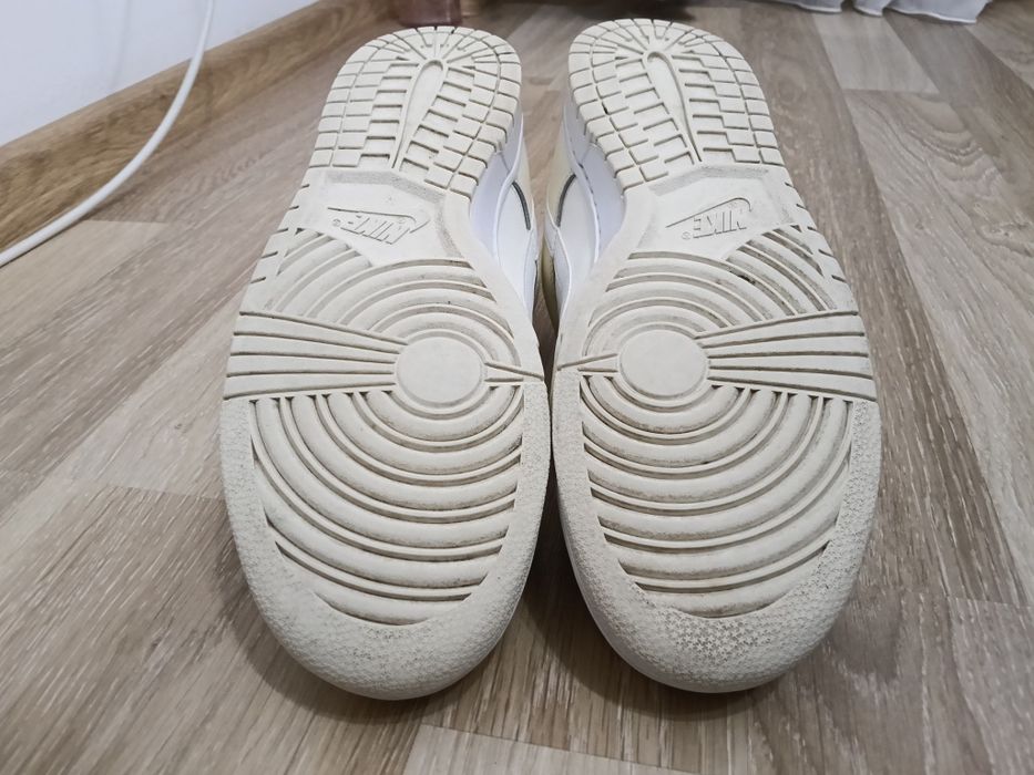 Adidași Nike Dunk Coconut mărimea 45,5-44,5