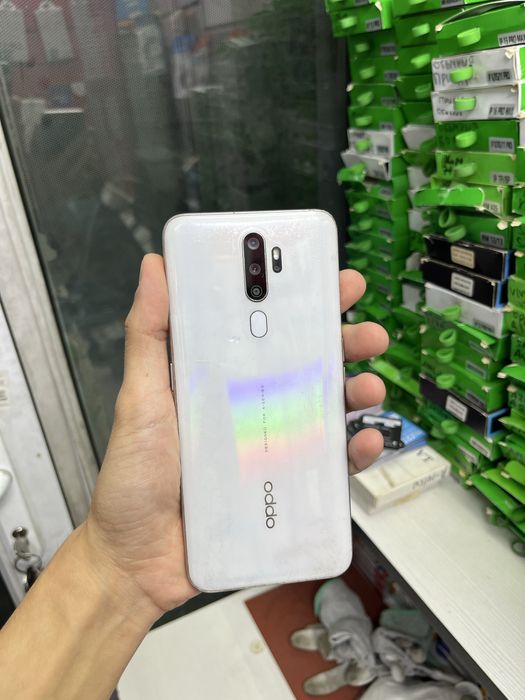 Oppo A5 2020 продается телефон