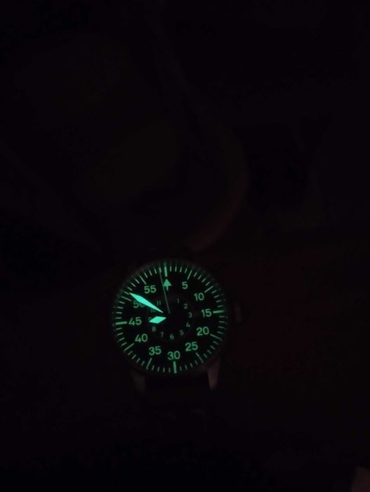 LACO brendi qo'l soati