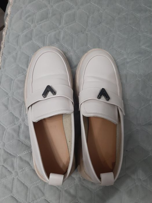 Продам лоферы, р.39