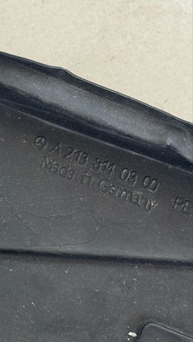 Стелка за багажник оригинална Mercedes E-class W213 Sedan 2016-