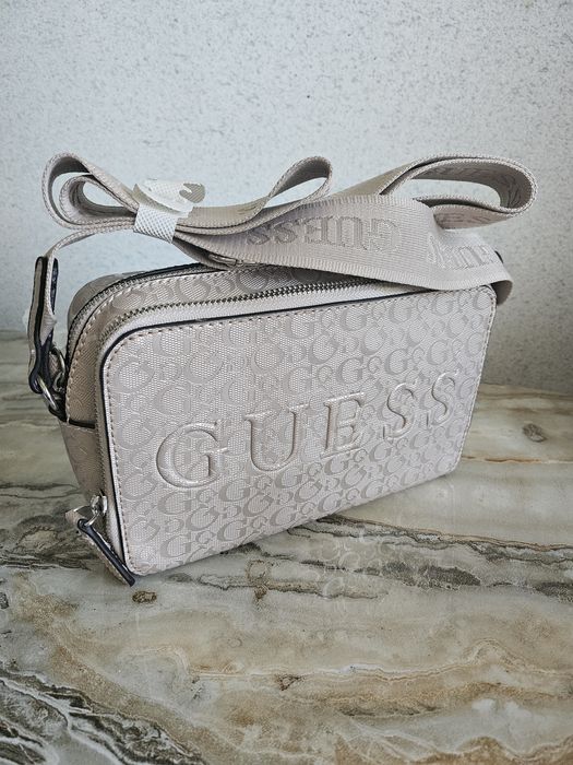 Сумки бренда GUESS, оригинал