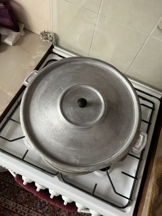 Продом мантоварку . Советского качества