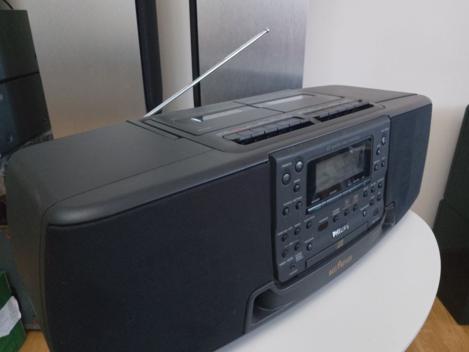 210 casete audio /bonus Philips Boombox