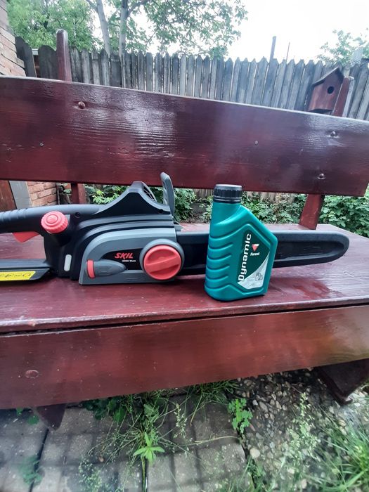 Drujbă  electrica  SKIL 2000W