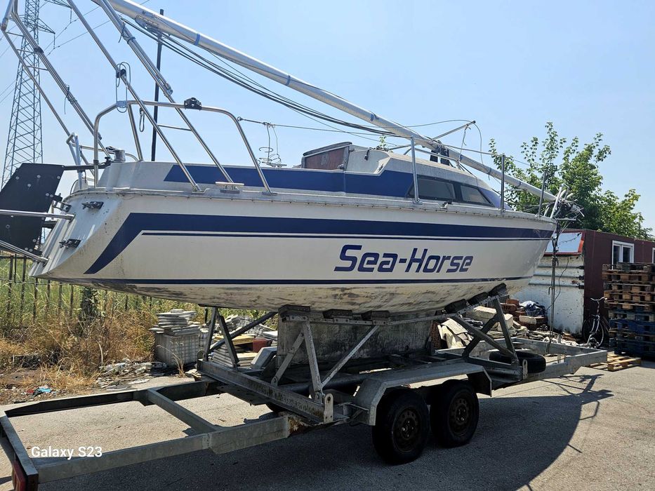 Ветроходна яхта "