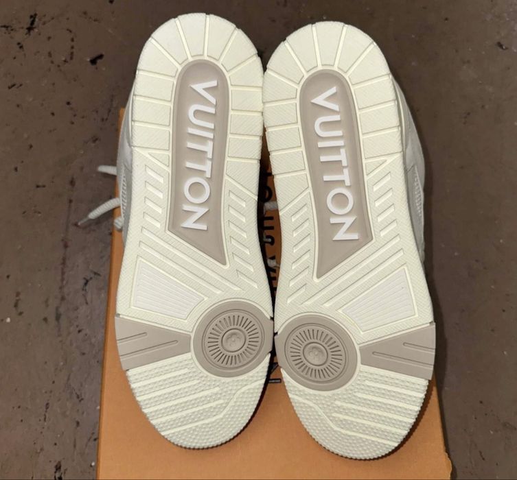 LV skate marimea 42