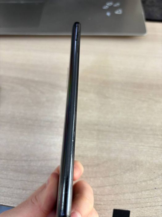 Телефон Samsung A50