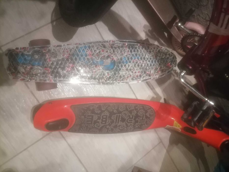 Продам самокат, срочно