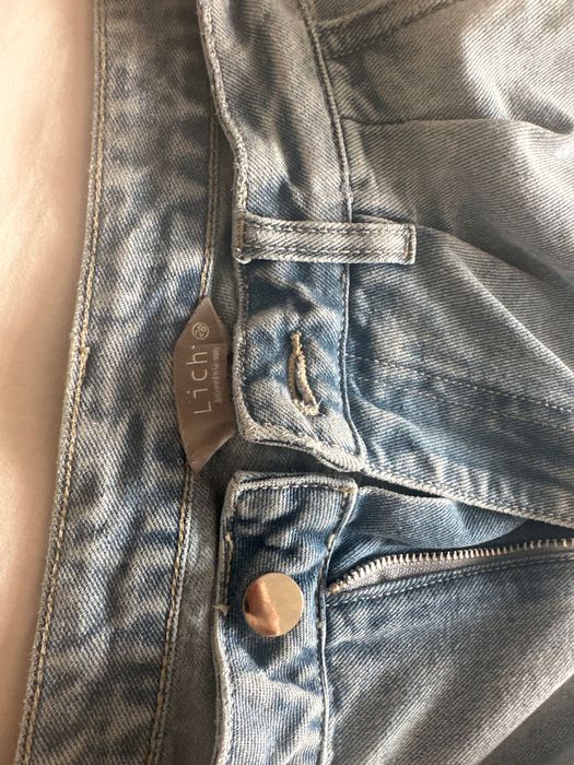 Джинсы б/у Lichi