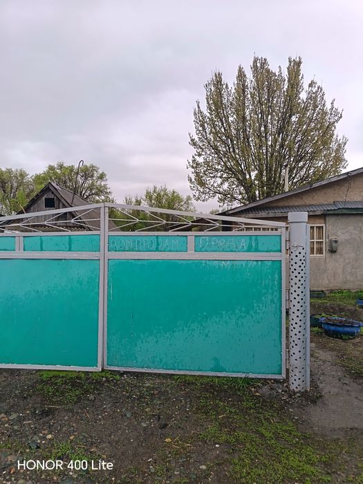 Продам дом в поселке