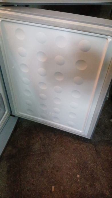 Холодильник Samsung