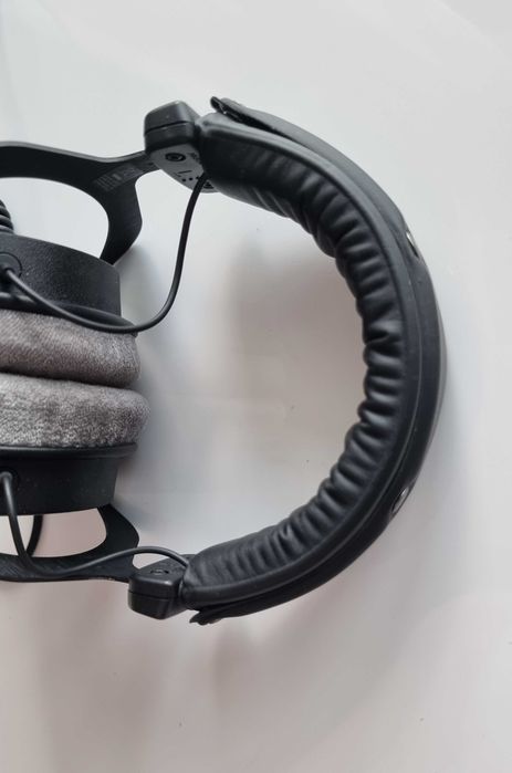 Beyerdynamic DT-990 Pro 250 Ohm - Casti profesionale de Studio - pentru Monitorizare