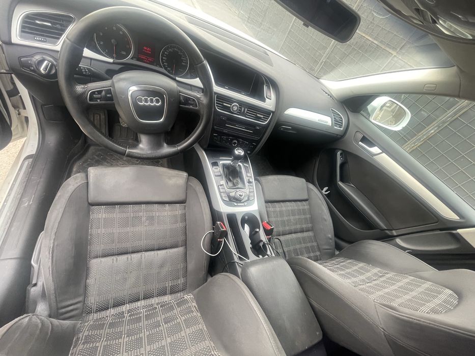 audi a4 b8 2.0 tfsi 211cp 2010