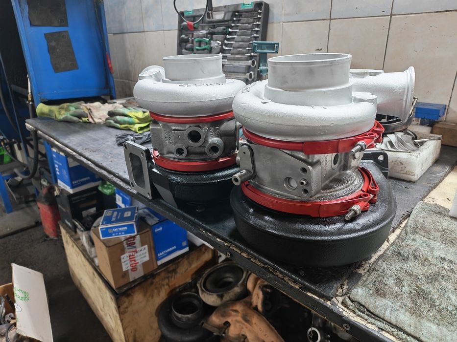 Турбина новая HY40V (Курсор 8) Ивеко