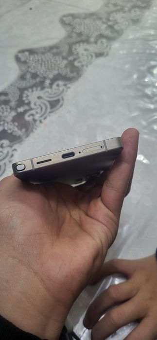 Samsung S25 ultra ideal xolatda