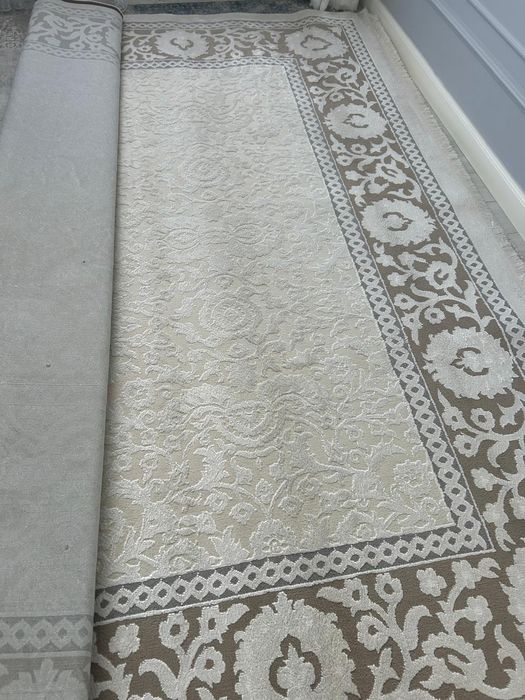 Ковры новый почти