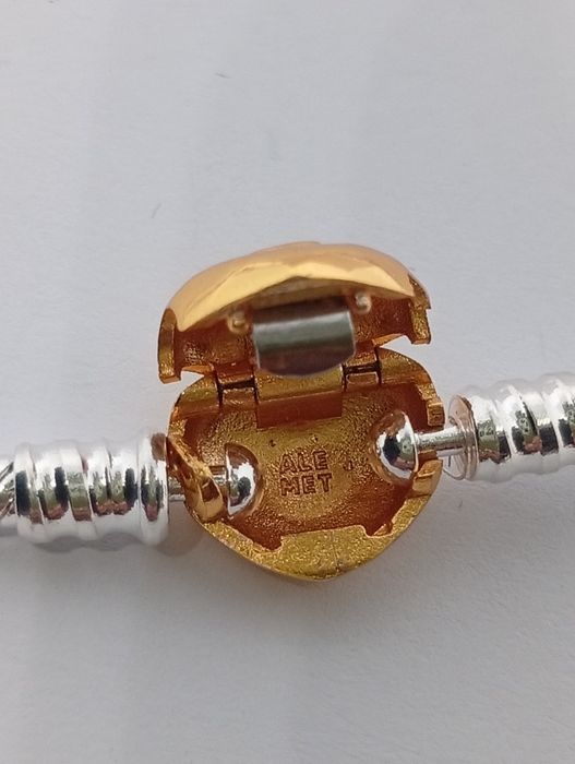 Brățară Nouă Pandora Moments Heart Gold Ale Met