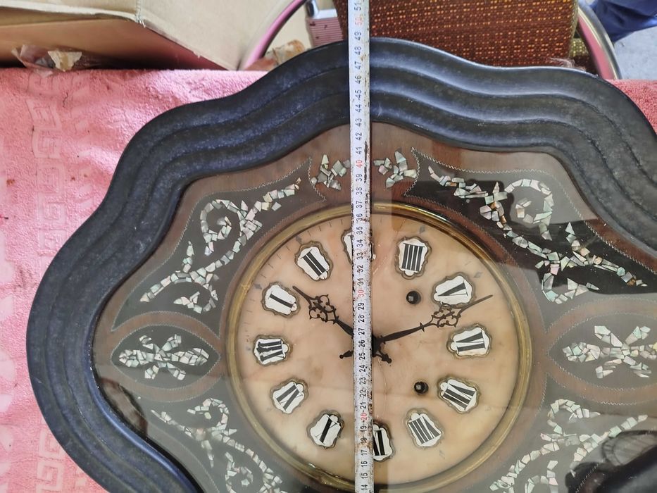 Антикварен Френски часовник с инкрустация от седеф