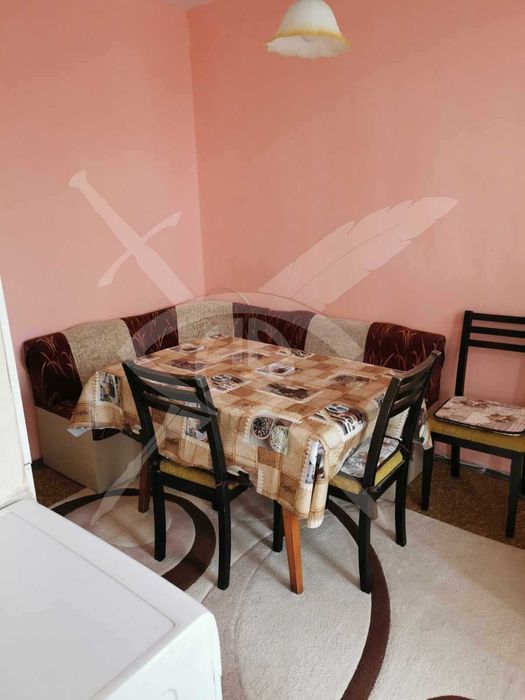 Дава се под наем Тристаен апартамент в Варна, Левски - 80 кв.м за 350 € - Снимка #1