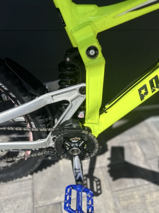 Propain rage ( nu canyon , yt tues , trek,santa cruz,cube,specialized)