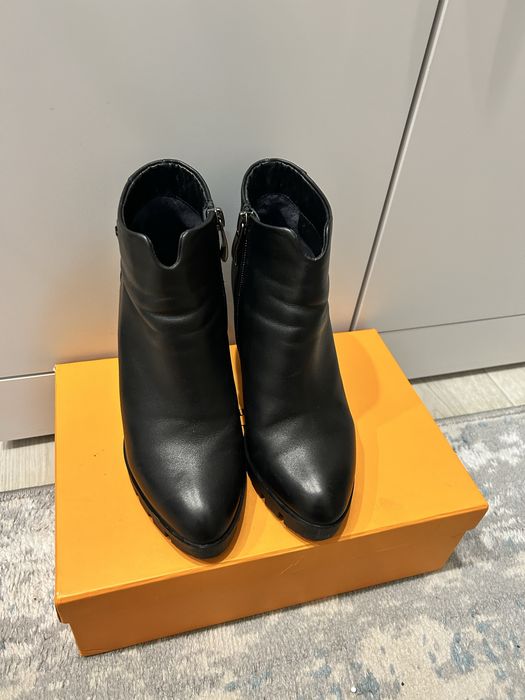 Продам ботильоны