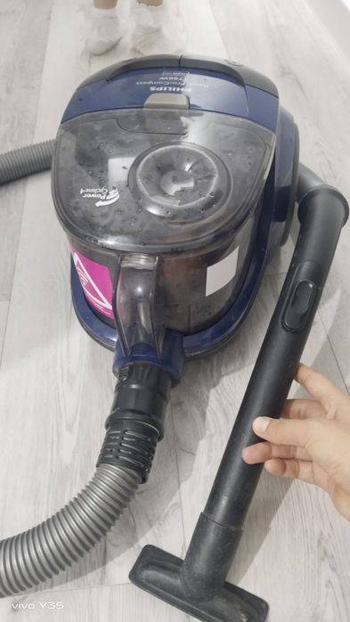 Срочно Продам пылесос 10000т