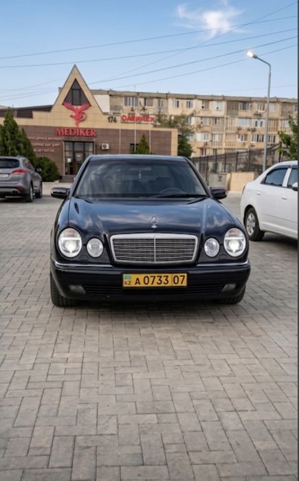 Продам Mercedes-Benz E-320. W210.