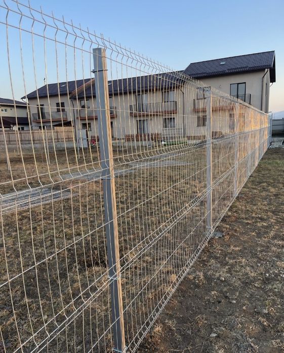 Realizam garduri și porți din plasa burdurata