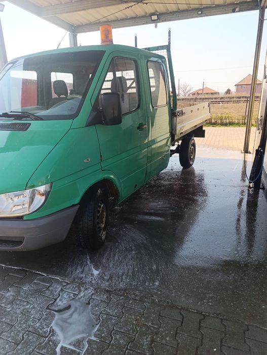 Mercedes Sprinter 2004  7 locuri DOKA PRET IN EURO