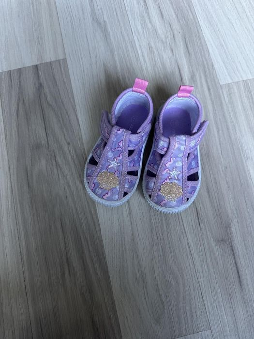 Сандали за момиченце на Mat Star,19 номер.