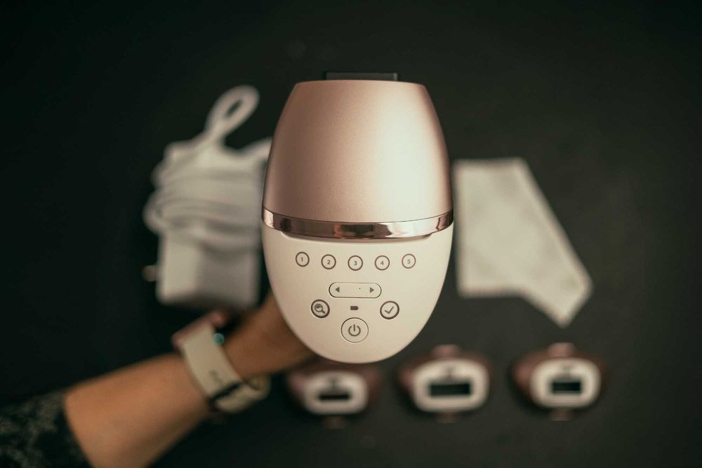 Фотоепилатор PHILIPS SERIES 9900 LUMEA