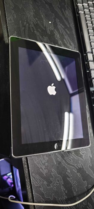 Vând mica mea colecție iPhone & iPad| X | 8 Plus | SE 2020 iCloud OFF