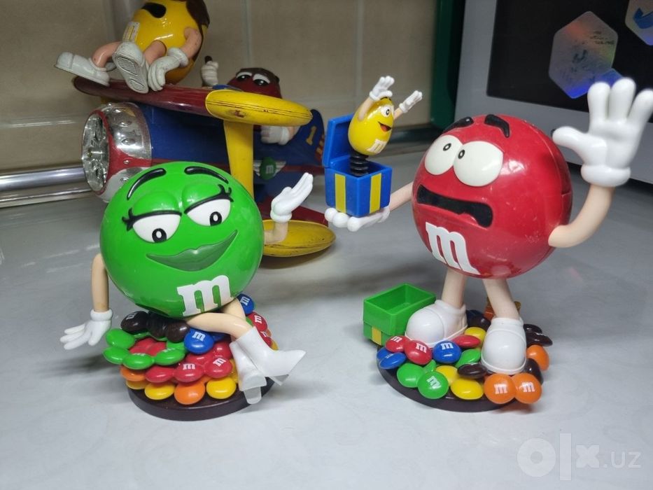 Продам коллекционные игрушки от M&M's