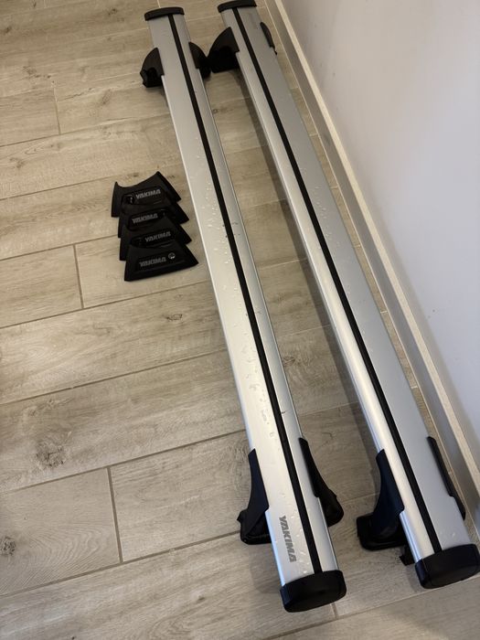 Напречни греди за автомобил Yakima Thrubar