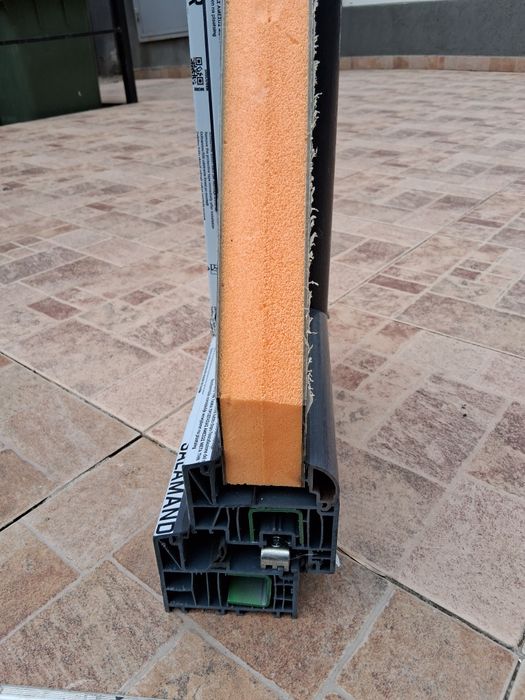 Gealan S8000  Salamander ,Rehau ,Rot