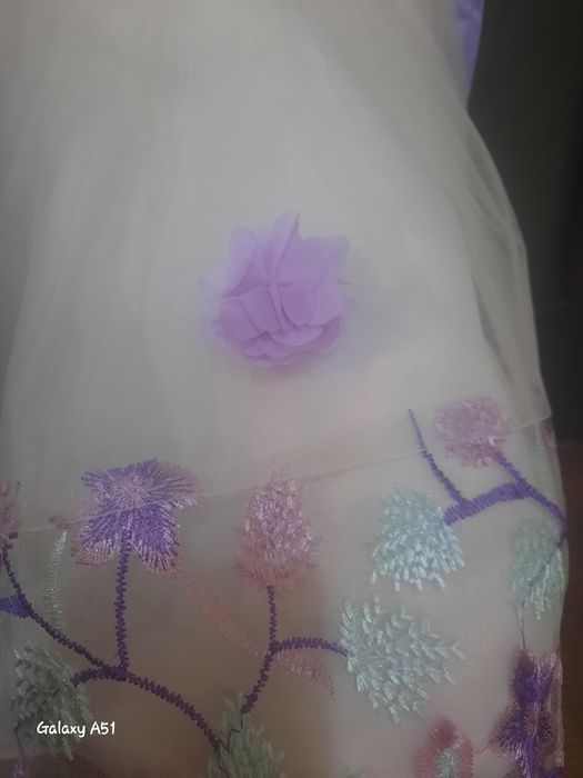 Платье праздничное