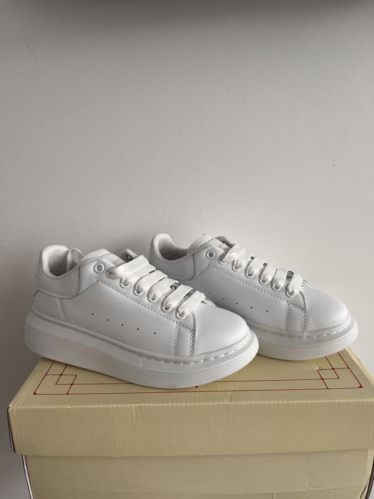 Sneakers Alexander McQueen, mărime 37