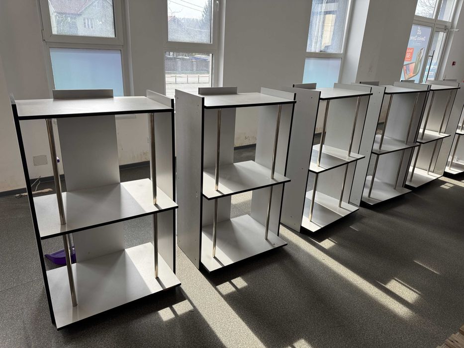 Rafturi magazin din PAL