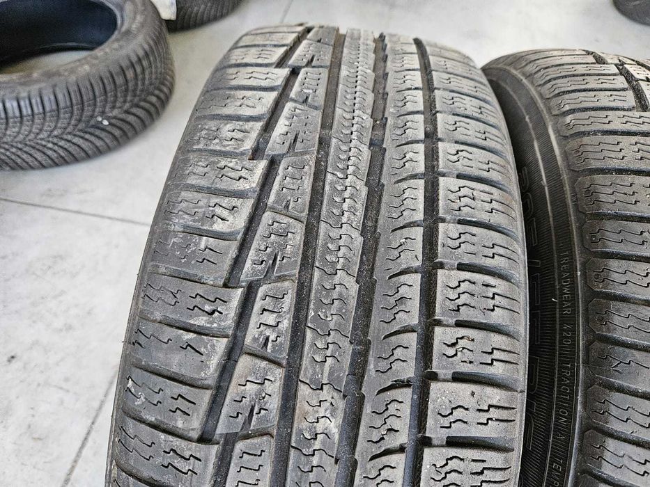 2 Anvelope IARNA 205.55.16 'Nokian' ; stare buna