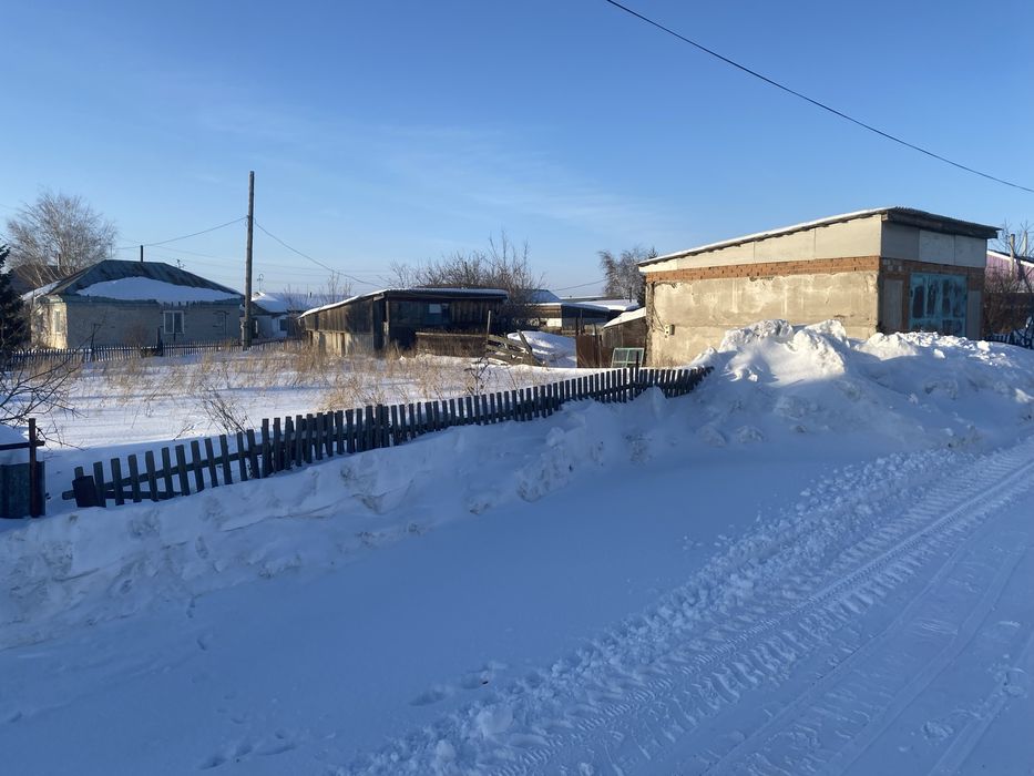 Участок с гаражом