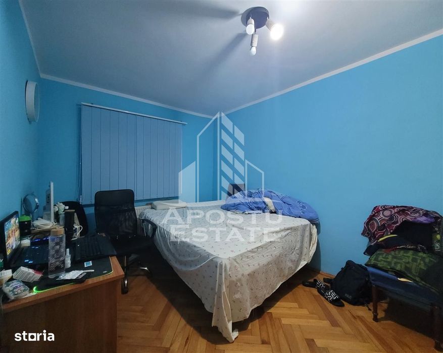 Apartament de vanzare cu 3 camere, 2 bai, zona Bucovina — fotografia 2