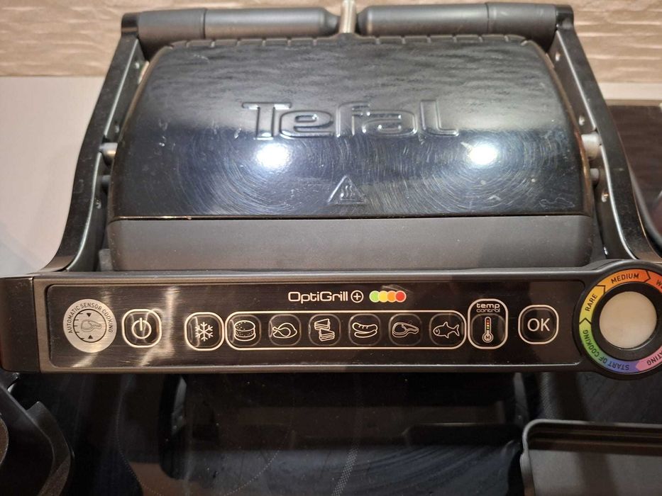 Grill electric Tefal OptiGrill+ (GC712) + Accesoriu tava copt Snacking & Baking